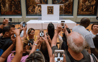 Mona Lisa Surrounded by Crowd